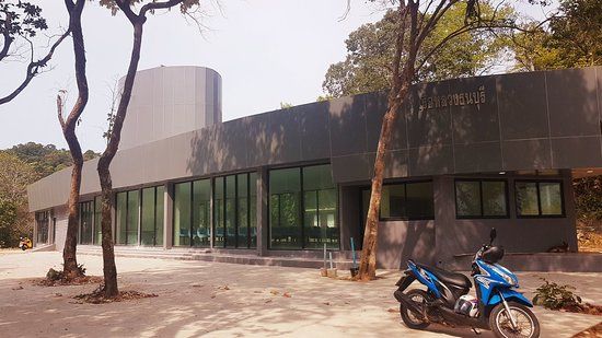 Koh Chang Thai Navy Shrine